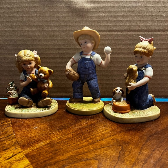 Denim Days Figurines - Picture 1 of 6
